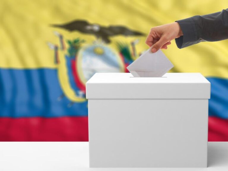 ES OFICIAL: CNE convoca a las urnas el 16 de noviembre para el Referéndum y la Consulta Popular