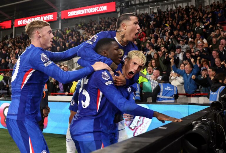 “Les gusta su liderazgo, las habilidades y la conducta”: Chelsea quiere blindar a Moisés Caicedo