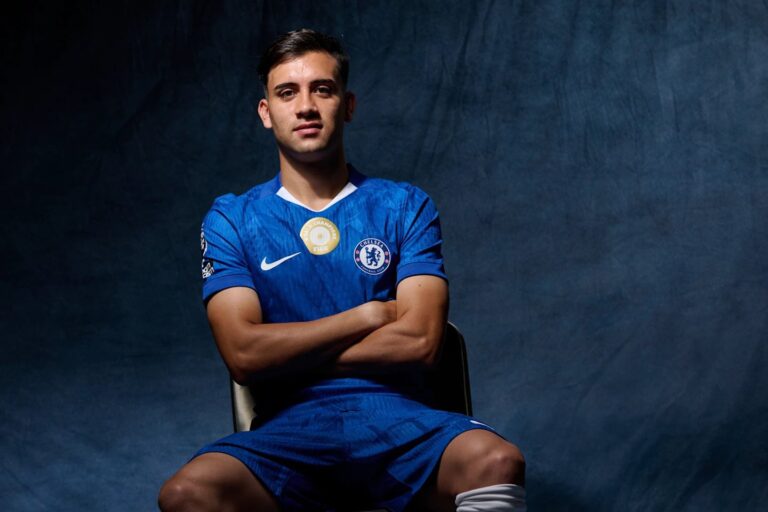 Sorpresa: Facundo Buonanotte fue incluido en la lista de Chelsea para la Champions League