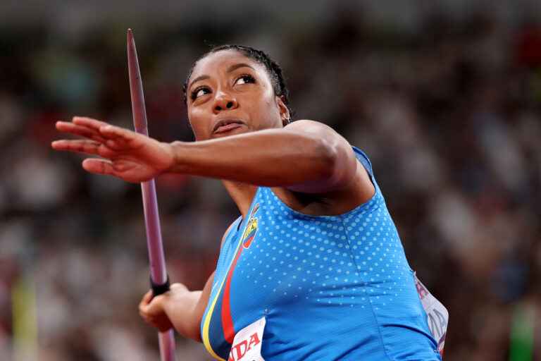Juleisy Angulo hace historia y clasifica a la final mundial en Tokio