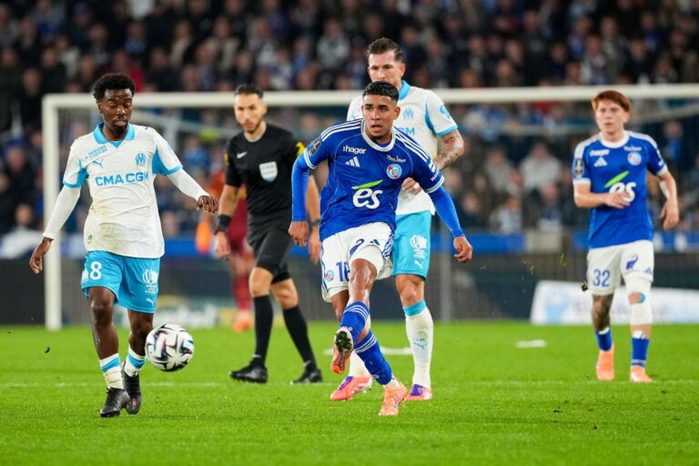 SE LO REMONTARON AL FINAL: Olympique Marsella derrotó al Racing de Estrasburgo de Kendry Páez