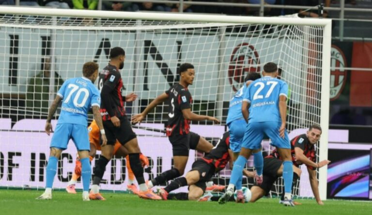 (VIDEO) A PESAR DE LA ROJA DE PERVIS: Milan venció al Napoli y es el nuevo líder del calcio italiano