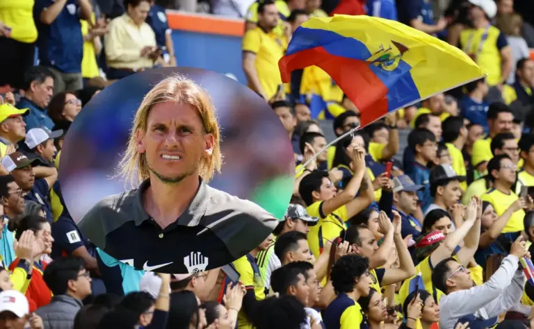 (VIDEO) Hinchas de Ecuador corearon “Fuera Beccacece” en el banderazo previo al duelo con Argentina
