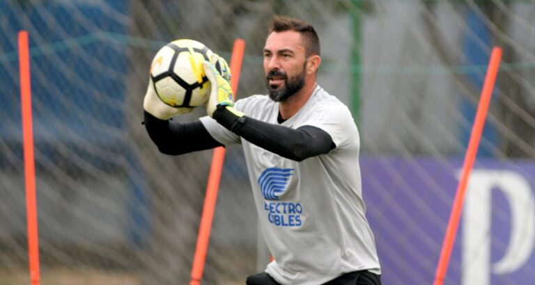 (VIDEO) Inédita anécdota de Esteban Dreer: “Intentaron hacerme magia negra en Emelec”