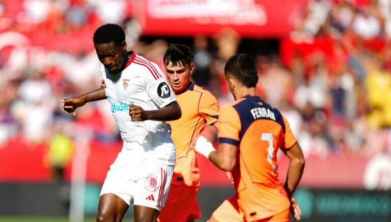 (VIDEO) B4-1LE Y GOLEADA: Sevilla derrotó al FC Barcelona