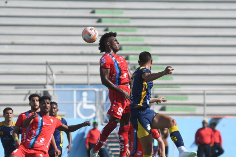 (VIDEO) EN UN PARTIDAZO: Delfín rescató el empate ante El Nacional en el Jocay