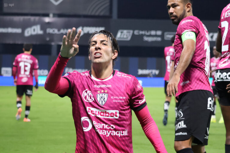 Michael Hoyos: “Perdimos la concentración y lo pagamos caro”