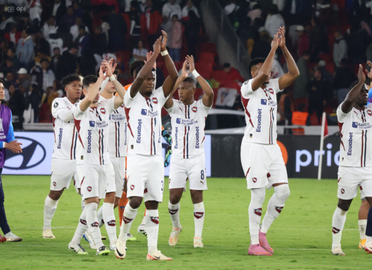 ¡ATENCIÓN HINCHAS DE LDU! Se abre el pre-registro para la final de la Copa Libertadores en Lima