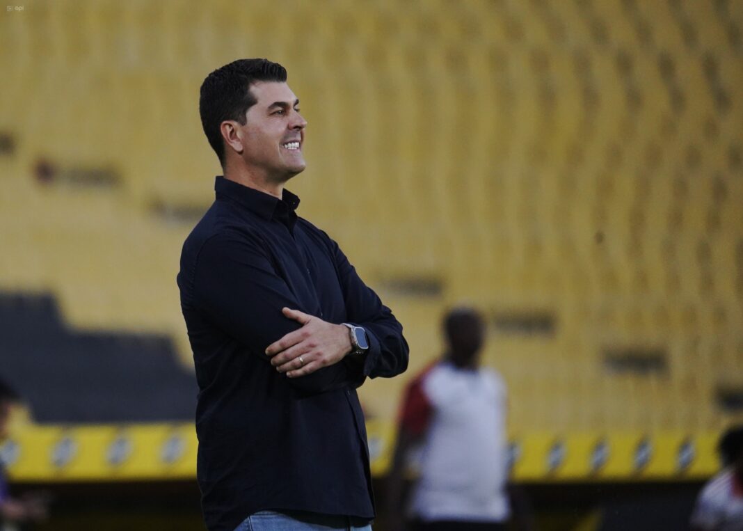 20251025195479-fbl-ligaecuabet-barcelona-libertad