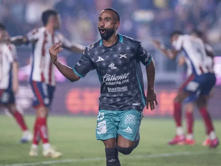 (VIDEO) Jordan Sierra brilló en México: golazo de cabeza y triunfo agónico de Mazatlán sobre San Luis