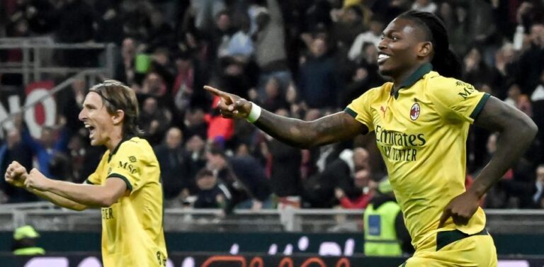Un doblete de Rafael Leao pone líder al Milan y a la Fiorentina en zona de descenso