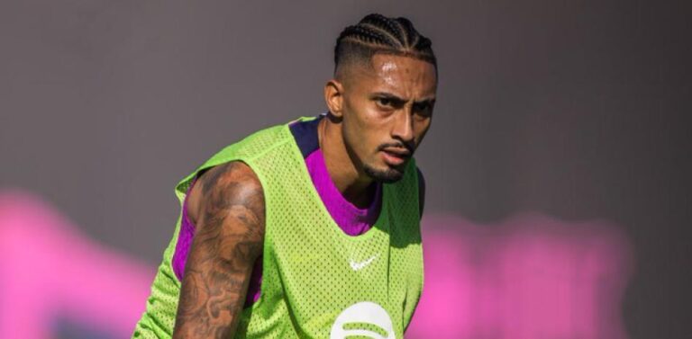 Raphinha se resiente y estará más tiempo de baja