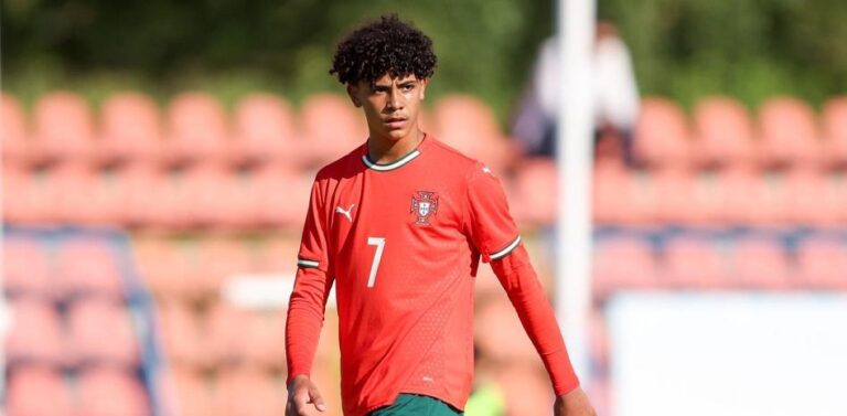 El hijo mayor de Cristiano Ronaldo debuta con la sub-16 de Portugal