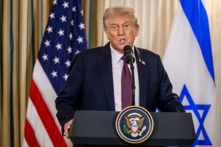 Donald Trump advierte que Hamas enfrentará una “completa destrucción” si se niega a ceder el poder en Gaza