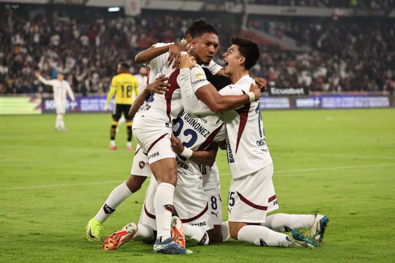 (VIDEO) SIGUE LA CRISIS EN BSC: Fue goleado y bailado por LDU en Casa Blanca