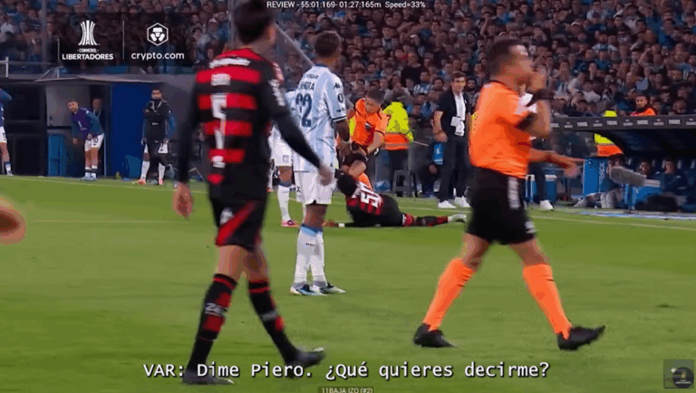 (VIDEO) “Por un puñetazo en los genitales”: El audio del VAR de la expulsión de Plata