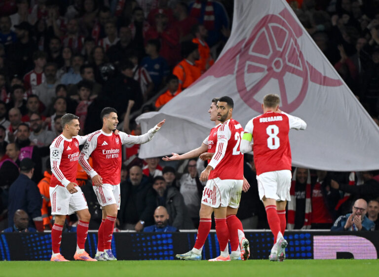 Arsenal venció a Olympiacos y sigue perfecto en la Champions League
