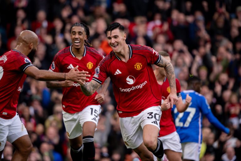 (VIDEO) Manchester United venció 2-0 al Sunderland y sumó su tercera victoria en la Premier League