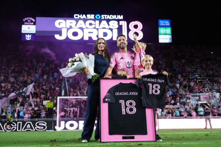 (VIDEO) TRAS EL ANUNCIO DE SU RETIRO: Inter Miami homenajeó a Jordi Alba