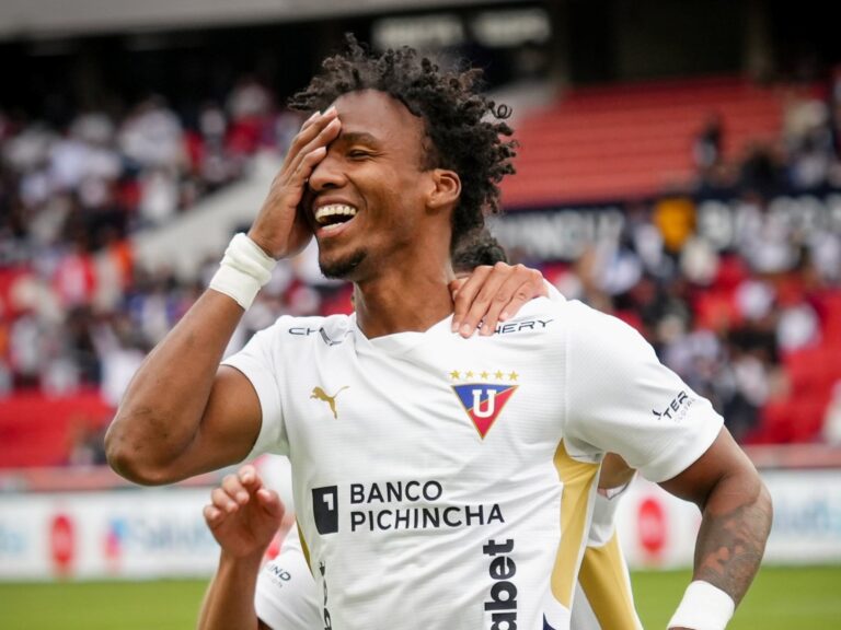 OFICIAL: Darío Aimar se va de LDU