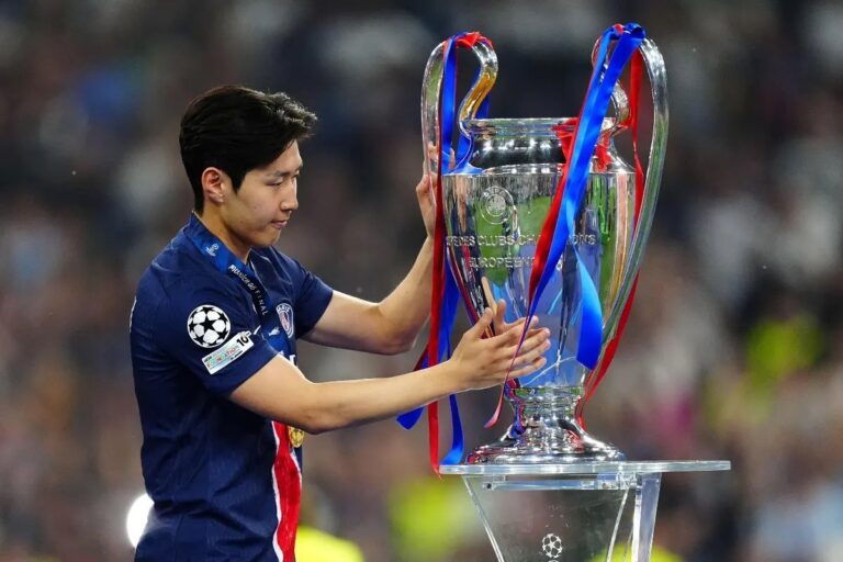 Lee Kang-in fue elegido el mejor jugador asiático del 2025