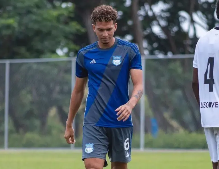 POR FALTA DE PAGO: Sebastián Tarira rescindió contrato con Emelec