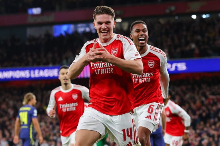Arsenal aplastó al Atlético de Madrid y mantiene puntaje perfecto en la Champions League