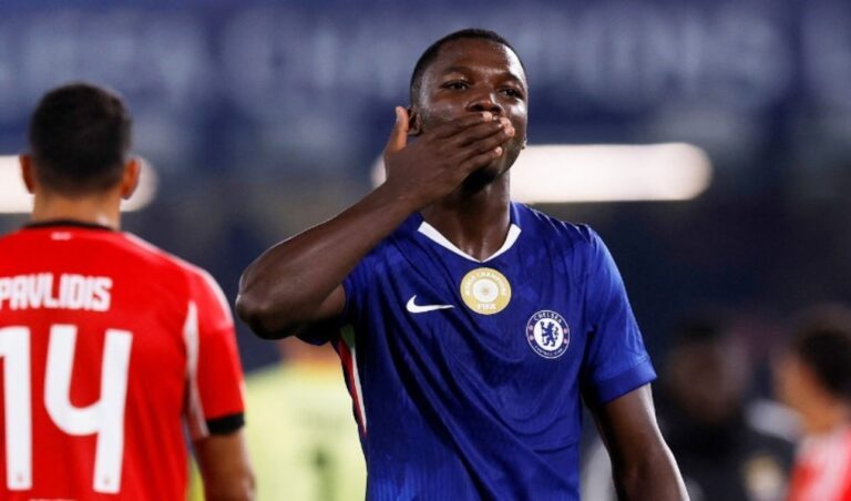 Chelsea destacó los números de Moisés Caicedo en la Champions League