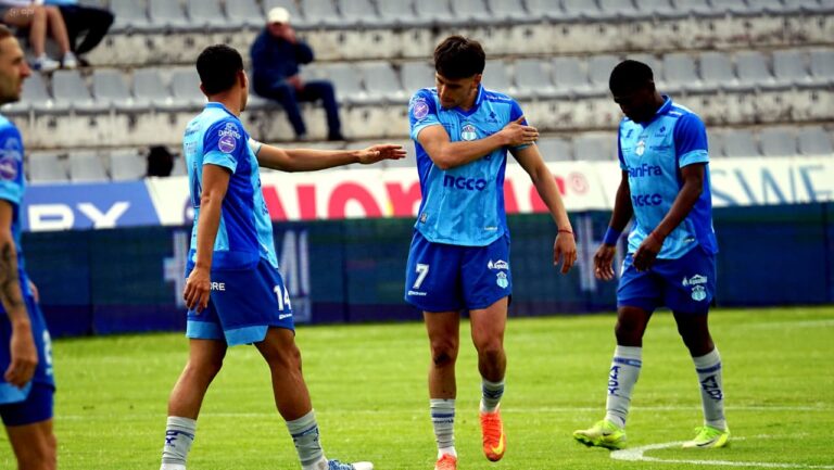 (VIDEO) PARTIDAZO EN AMBATO: Macará remontó al Aucas en un partido lleno de goles