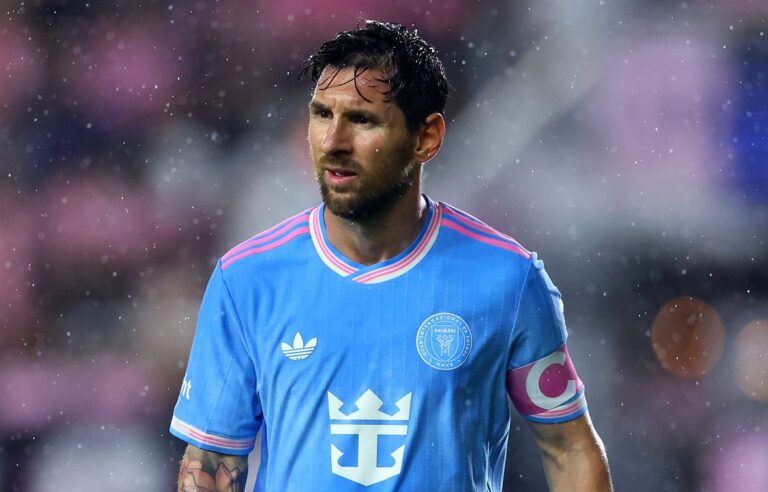 (VIDEO) HAT-TRICK de asistencias de Messi frente al equipo de Leo Campana