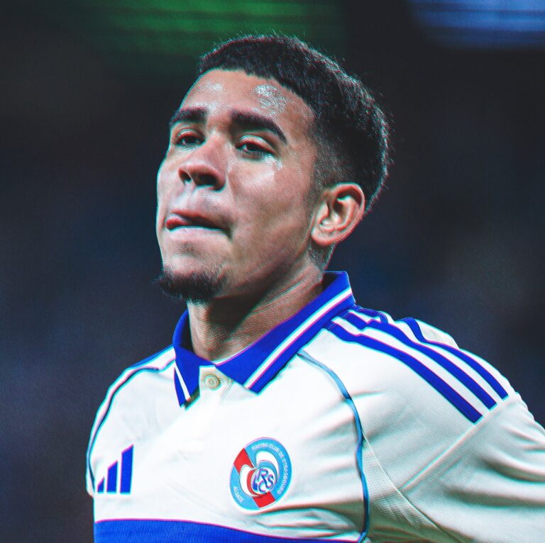 Kendry Páez fue titular en el debut del Racing de Estrasburgo en la Conference League