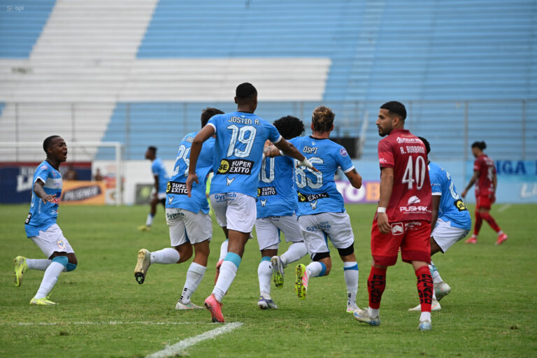 (VIDEO) Cuadrangular de descenso: Manta tomó el liderato y dejó en jaque a Mushuc Runa