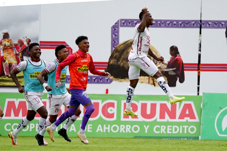 (VIDEO) PENILLA DA VIDA AL ‘PONCHITO’: Triunfo vital de Mushuc Runa ante T. Universitario