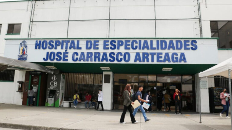 Ciudadano ingresó a Hospital del IESS en Cuenca con gastroenteritis y le operaron con el diagnóstico de otro paciente