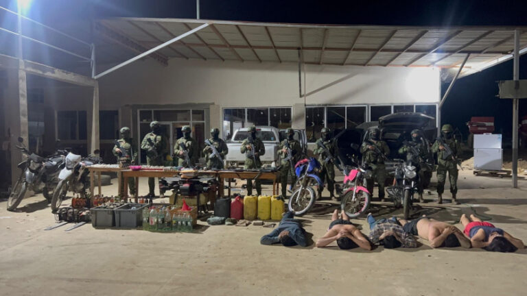 (VIDEO) Capturan a alias ‘Shakira’, parte de la banda Los Choneros y a cargo de secuestros y extorsiones en Los Ríos