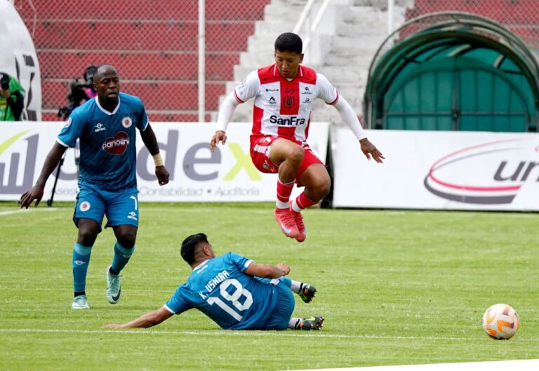 (VIDEO) EL NO DESCENSO ESTÁ ARDIENTE: T. Universitario rescató el empate ante Vinotinto