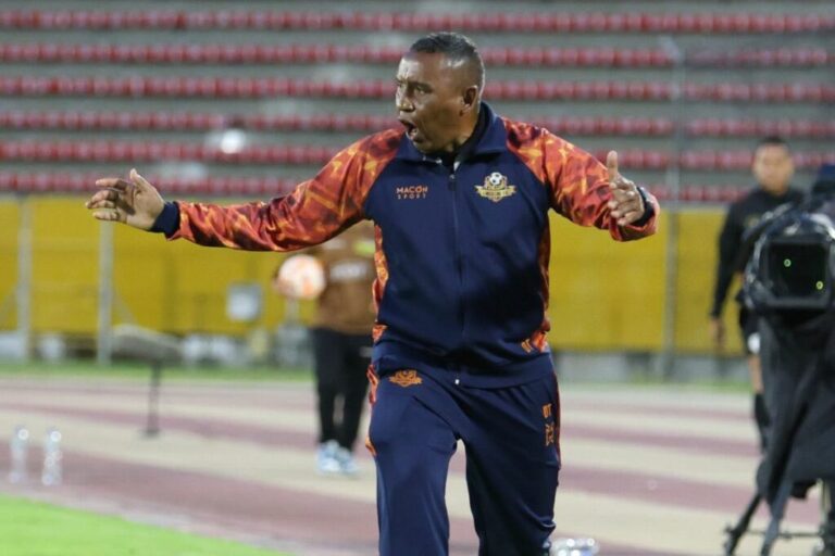 Juan Carlos León y la derrota de Libertad ante LDU: “Fue un partido extraño”