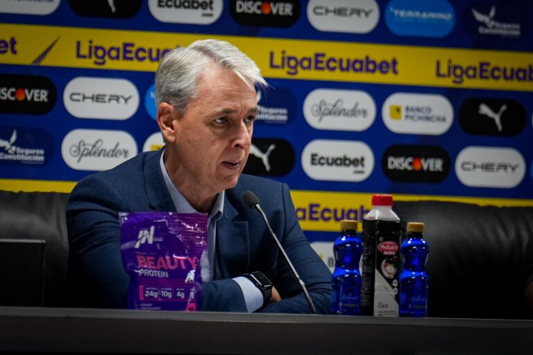 Tiago Nunes: “Sufrimos un golpe anímico… ahora nos quedan dos torneos y estamos enfocados”