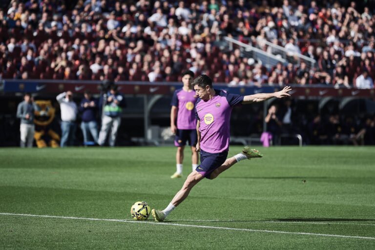 ¡El Barça vuelve al césped del Spotify Camp Nou!