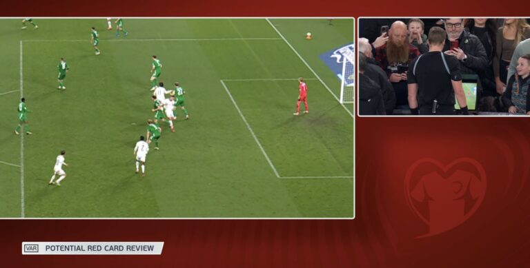 (VIDEO) POR UN CODAZO: CR7 fue expulsado en la derrota de Portugal ante Irlanda