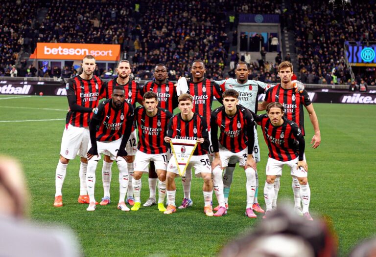 (VIDEO) Milan ganó el Derby della Madonnina y superó al Inter en la Serie A