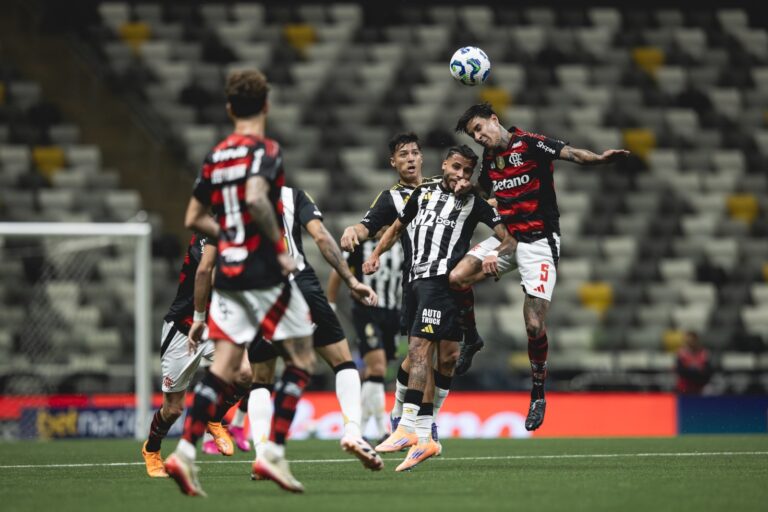 (VIDEO) CON PLATA AL CAMBIO: Flamengo empató y pospuso su consagración en el Brasileirao