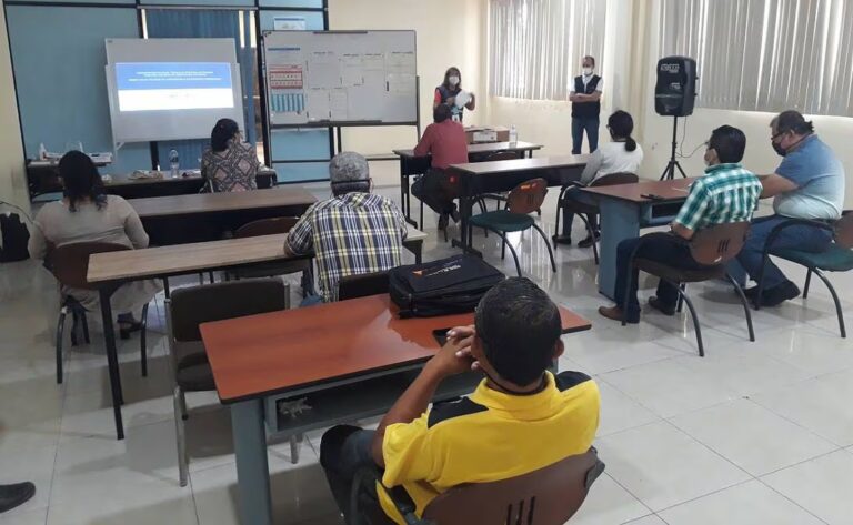 Hasta $117 de multa por no ir a la capacitación y asistir como miembro de mesa en la consulta