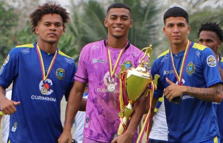 Multa e inhabilitación del jugador: Mineros fue sancionado, pero sigue en competencia por el ascenso