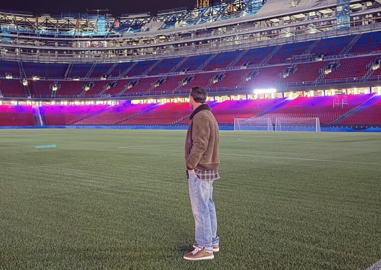 “Ojalá algún día pueda volver”: Messi visitó el Camp Nou y dejó un mensaje cargado de nostalgia