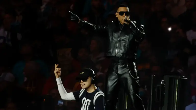 (VIDEO) La NFL publicó el show completo en el Bernabéu con Daddy Yankee y Bizarrap