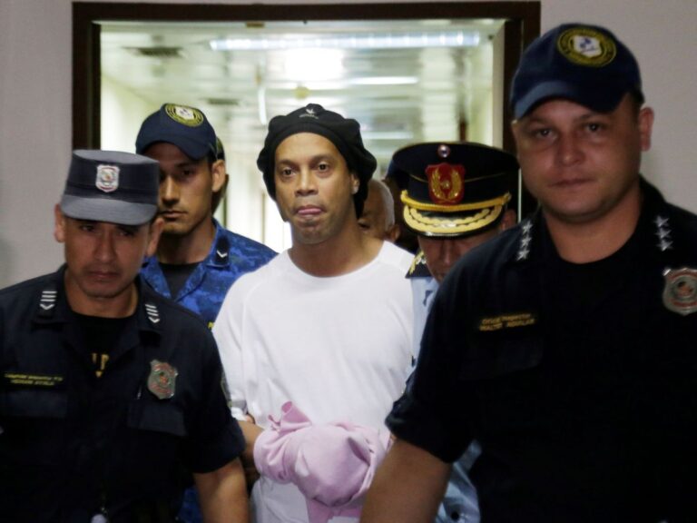 El sorprendente relato de Ronaldinho sobre su tiempo en la cárcel: “Pensé que me iban a pegar”