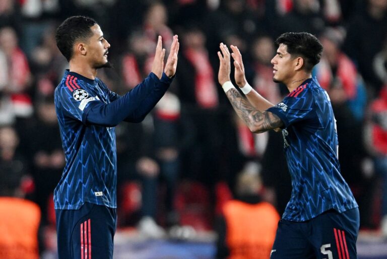 (VIDEO) Con Hincapié TITULAR, Arsenal goleó en la Champions