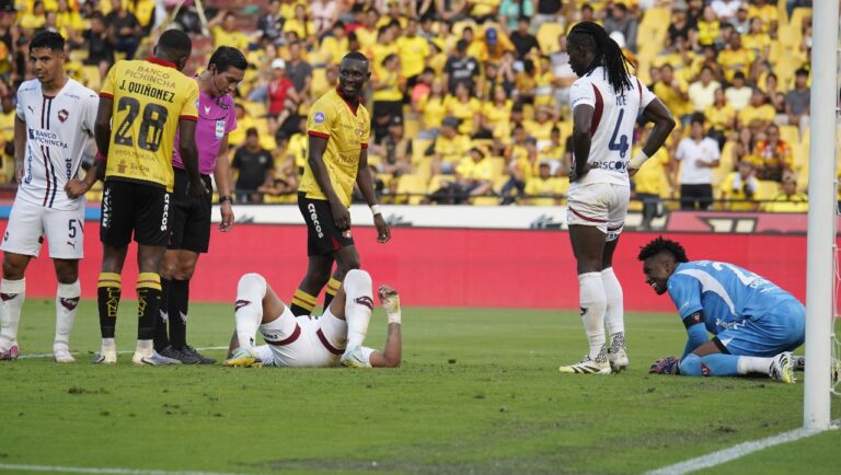 Rescalvo salió en defensa de Janner Corozo: “¿Vamos a matarlo por fallar dos goles?”