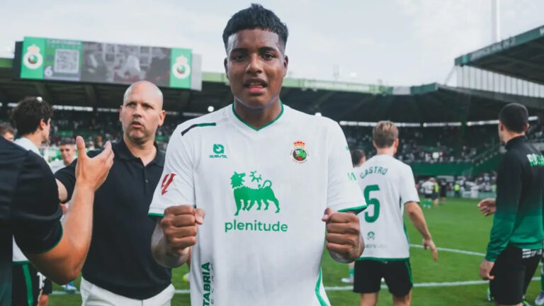 Stuttgart, Eintracht Frankfurt, Roma, Udinese y más: los equipos que van tras Jeremy Arévalo